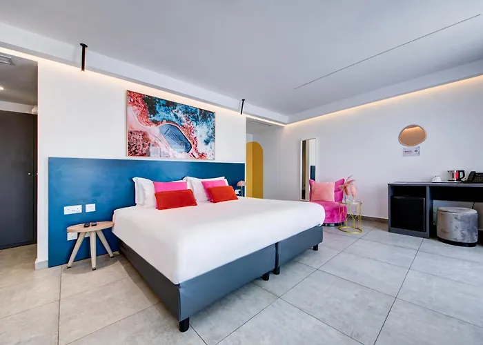 Flamingo Malta Hotel San Ġiljan