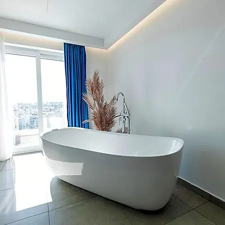 Flamingo Malta Hotel San Ġiljan