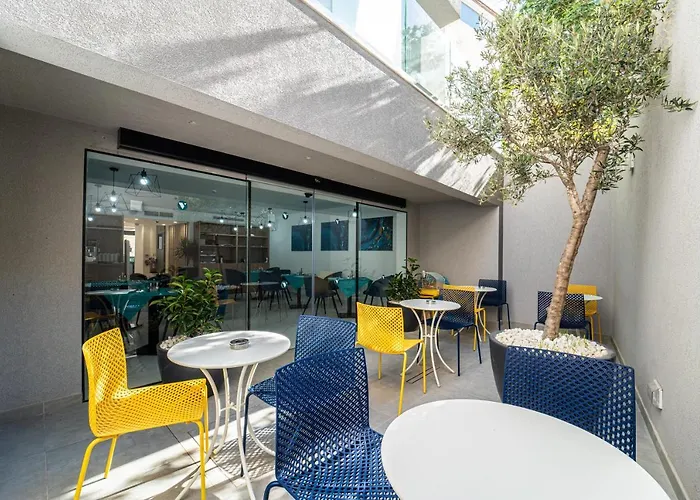 Flamingo Malta Hotel 3*